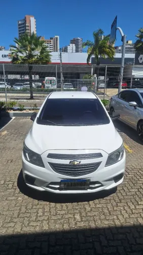 Chevrolet Onix JOY Hatch 1.0 8V Flex Mec. 4P 2018