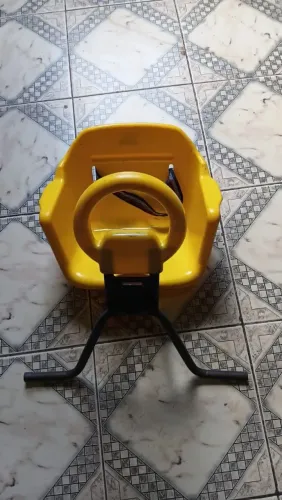 Cadeirinha de carregar criança em perfeito estado