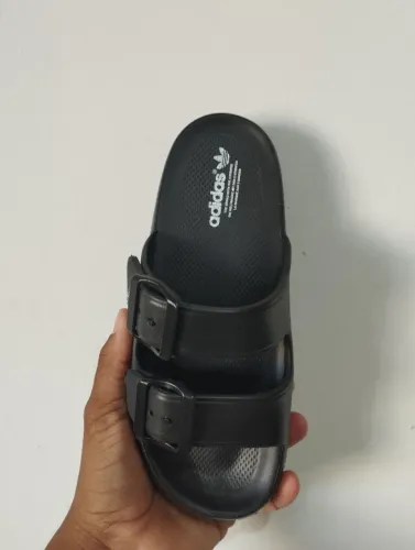 Chinelo Slide Preto - Conforto e Estilo
