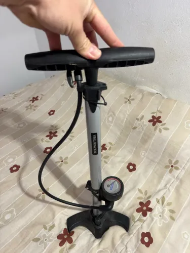 Bomba de encher pneu