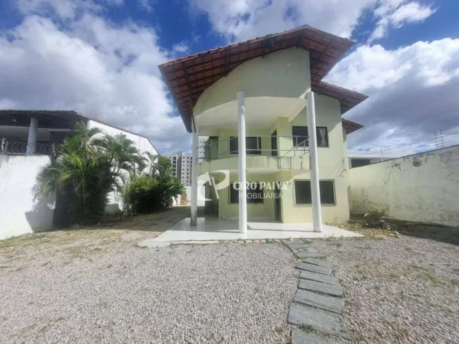Casa com 5 dormitórios para alugar, 675 m² por R$ 5.725,89/mês - Cambeba - Fortaleza/CE