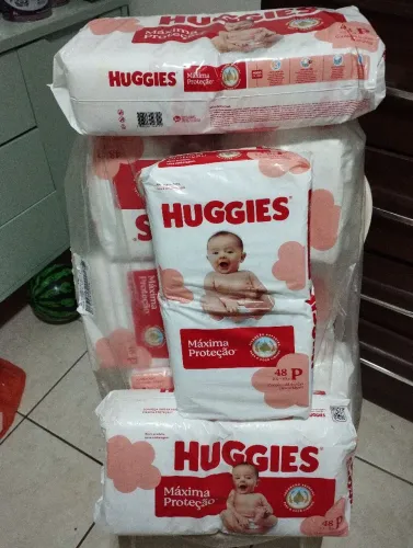 Fraldas huggies P 48 unidades