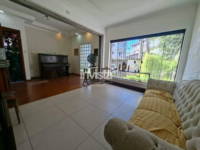 Casa térrea para locação no bairro Aparecida!!