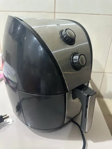 Air fryer Britânia