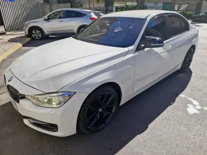 BMW 320I A Modern/sport TB 2.0/a.flex 16V 4P 2013