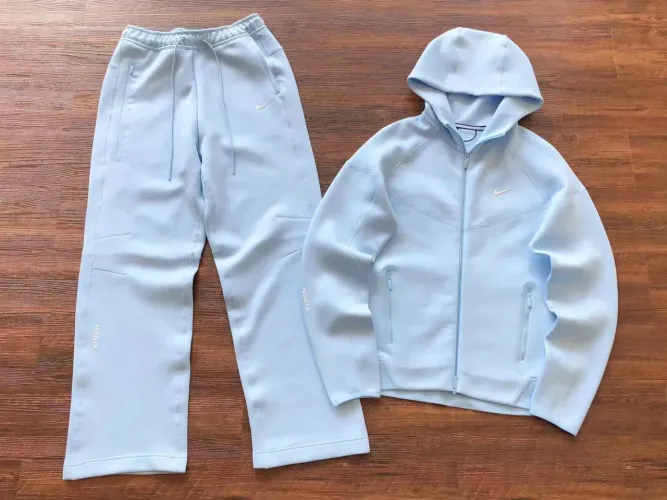Conjunto Nike nocta