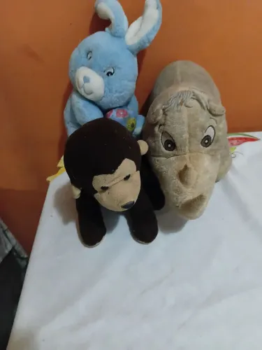 Pelúcias.