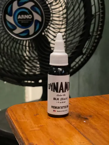 Tinta Tattoo Preta 30ml - Estilo Dynamic (2ª linha)