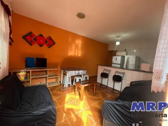 Casa a venda em Ubatuba na Praia do Sapê. 2 dormitórios. Não aceita financiamento!!!