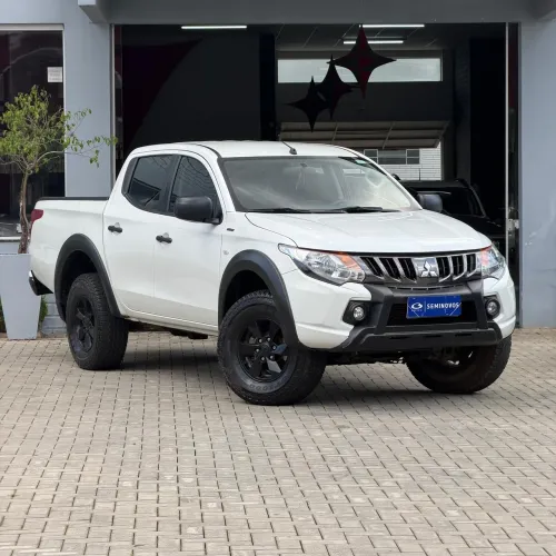 Mitsubishi L200 Tri. Outdo. GLS 2.4 CD 4X4 Die. AUT 2021