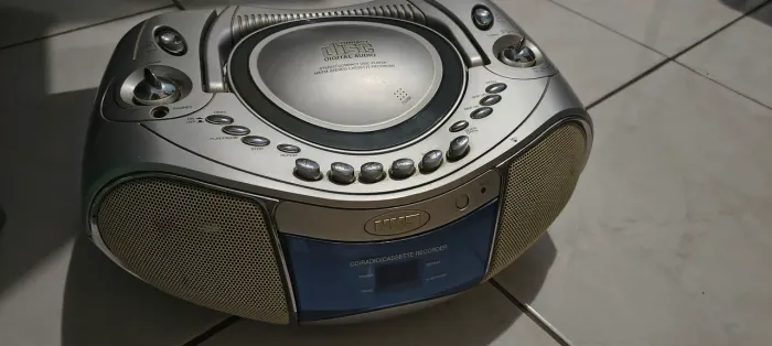 Vendo rádio