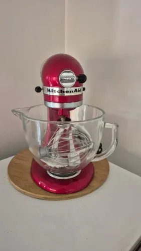 Batedeira KitchenAid + Acessórios + Bandeja de vidro 2 andares