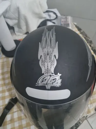 Capacete tamanho 60cm