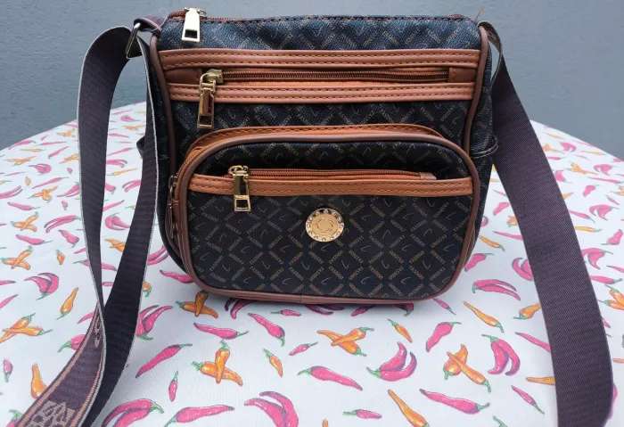 Vendo bolsa transversal