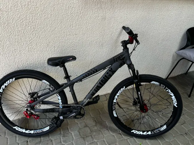 Bike vicking Tuff aro 26 preparada para grau