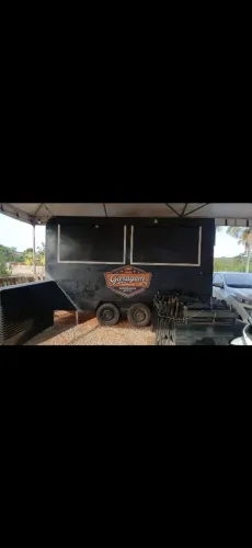 Trailer Food Truck 4x2 à Venda - Excelente Oportunidade!