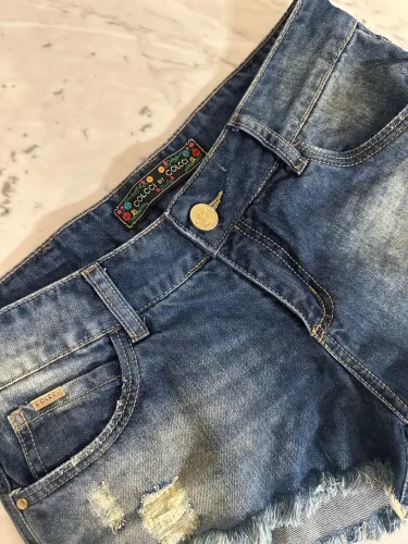Short Jeans Colcci 36 Destroyed Barra Desfiada