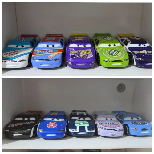 Lote de carrinhos Disney Pixar - Carros 1