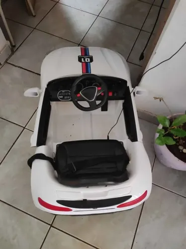 Carrinho elétrico 