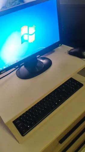 VENDO PC BÁSICO COMPLETO 300R$