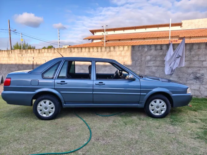 Volkswagen Santana 1.8 MI (álcool) 2001