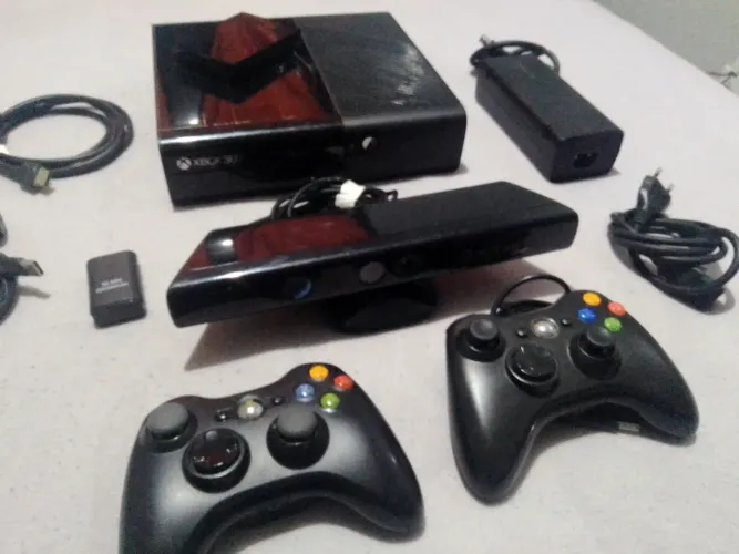 Xbox 360 super slim destravado leia o anúncio