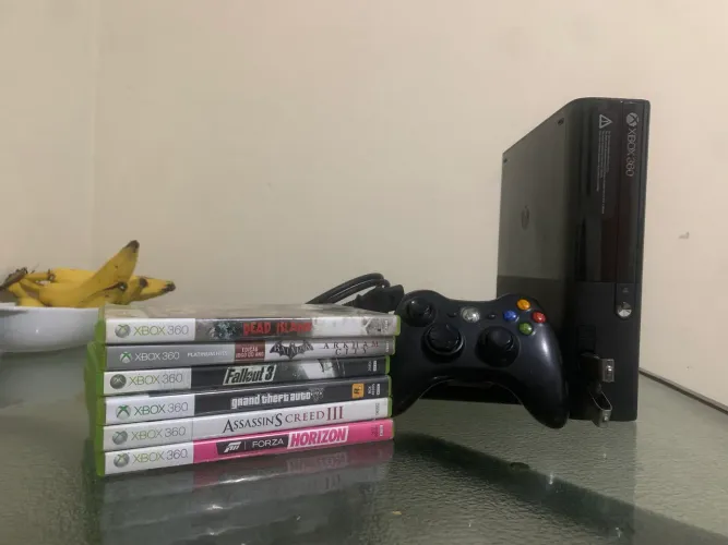 XBOX 360 slim