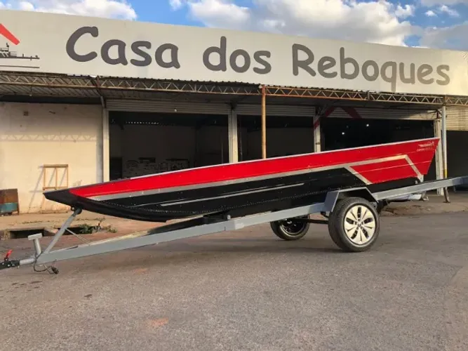 Canoa Soldada Estrutura Eficiente para Uso Prolongado - A partir de 7.990,00