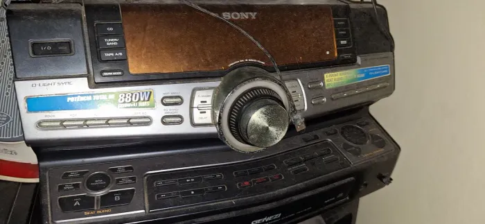 Som SONY ZUX9 para conserto ou peças