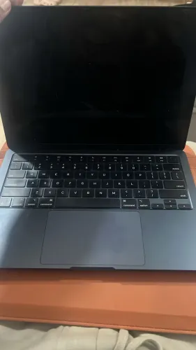 MacBook Air 13 polegadas 2024 m3 8gb Ssd 256 roxo impecável. 