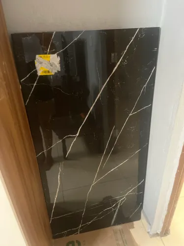 Vendo 2 pedras de porcelanato 1.20 de tamanho por 60 de largura