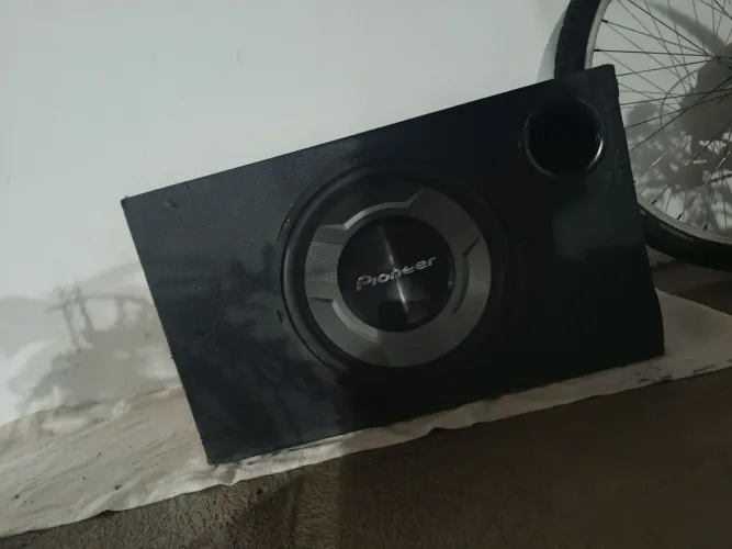 Subwoofer Pioneer 350 com caixa 