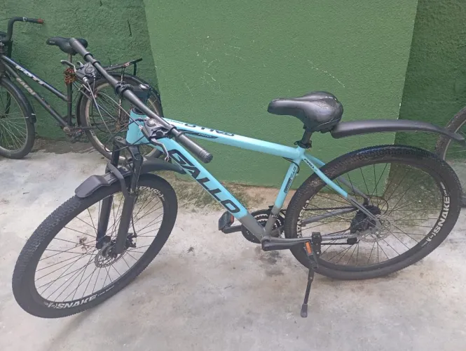 Bibliceta aro 29 modelo do quadro xxl .. perfeita meses de uso ,com nota fiscal. Top ..