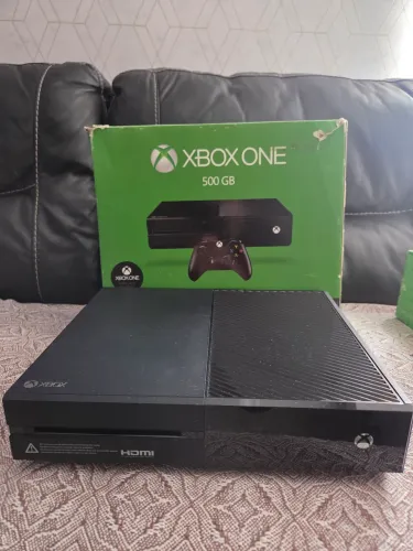 Xbox one 500 gb preto