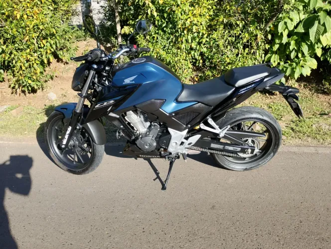 CB Twister 300F *bem abaixo da Fipe, único dono - baixo km!!