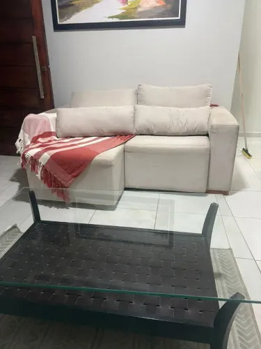 Sofá semi novo