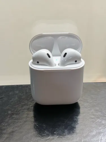 AirPods 2 Original - muito novo!