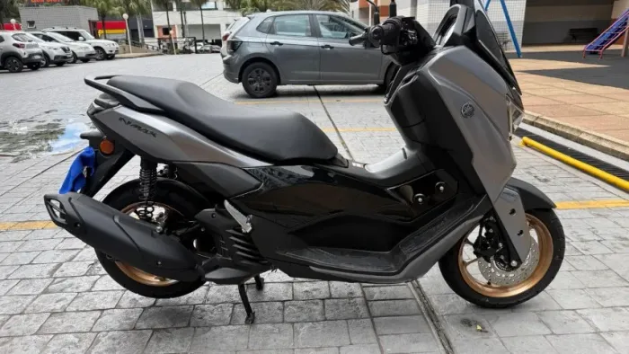 NMAX 160 2025/2025 IMPECAVEL 923KM JA REVISADA ECONOMIZE