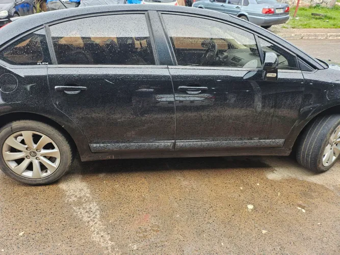 Citroen C4 GLX 1.6 Flex 16V 5P Mec. 2010