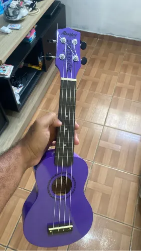 Ukulele Acústico Tagima Memphis - Lilás
