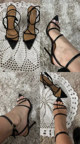 Vendo Sapato da Arrezo usado apenas uma vez..TAM 37 -telefone *75