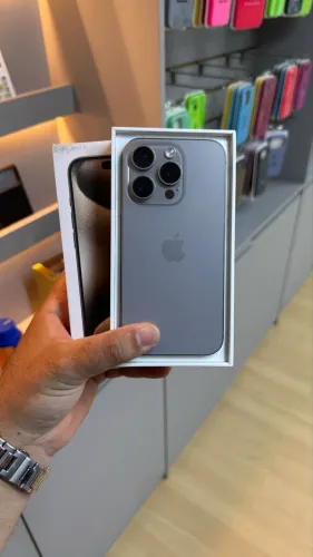 OFERTA! IPHONE 15 PRO MAX 256 EXTRA TODO ORIGINAL E PERFEITO