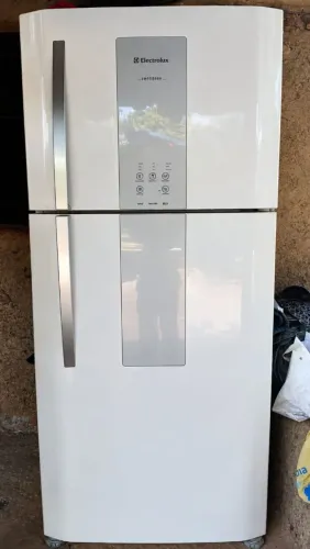 Geladeira Electrolux 553L