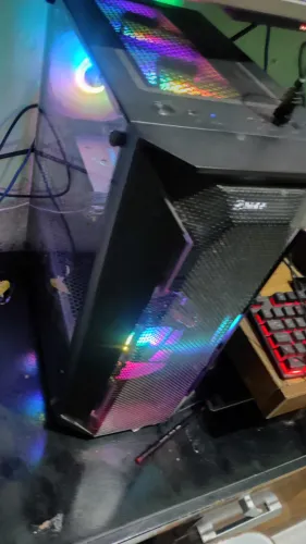 Pc gamer com jogos