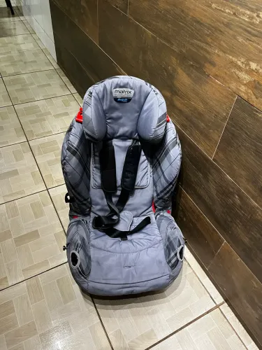 Cadeirinha Matrix evolution em ótimo estado 