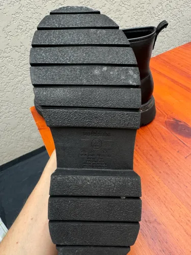 Bota Molekinha número 32