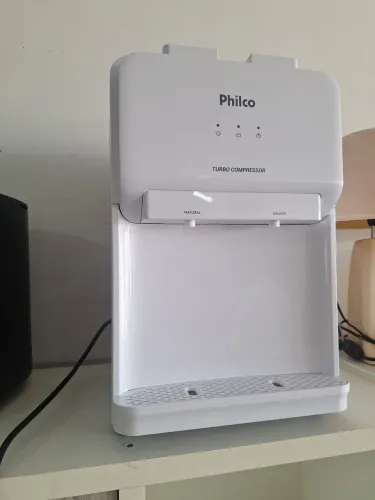 Bebedouro Philco semi novo