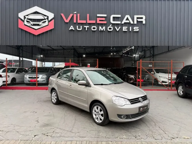 Volkswagen Polo Sedan 1.6 MI Total Flex 8V 4P 2012