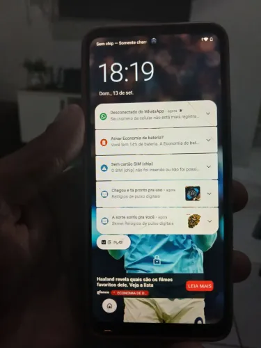 Vende-se um moto g 14 um pouco quebrado na tela 128 giga dá pra usar por muito tempo ainda