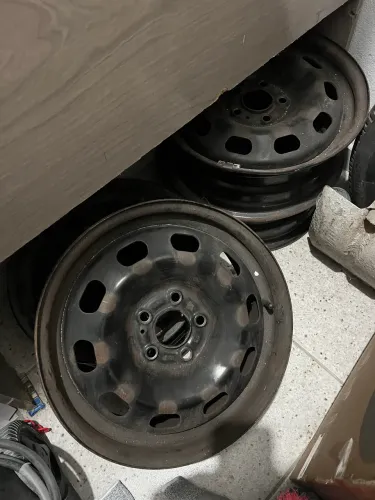 Vendo rodas aro 15? de ferro 5x100